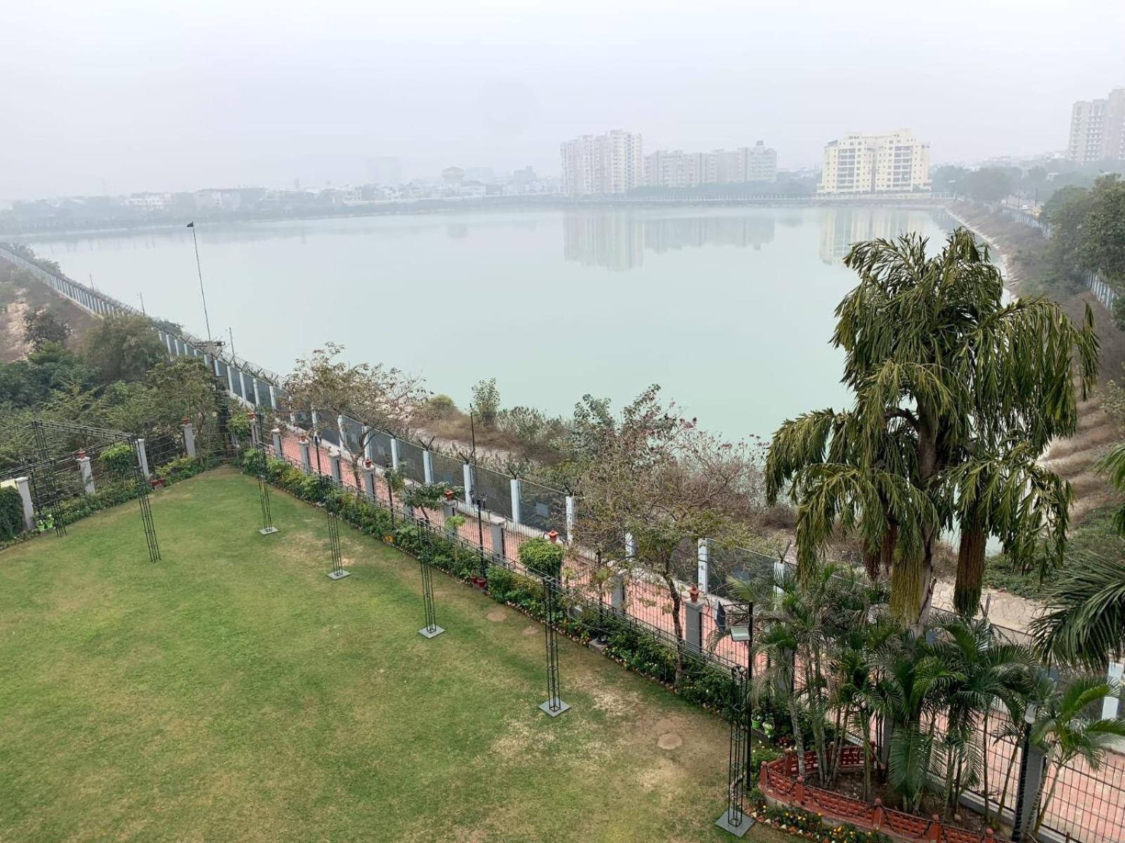Hotel Lake View Grand Lucknow Eksteriør bilde