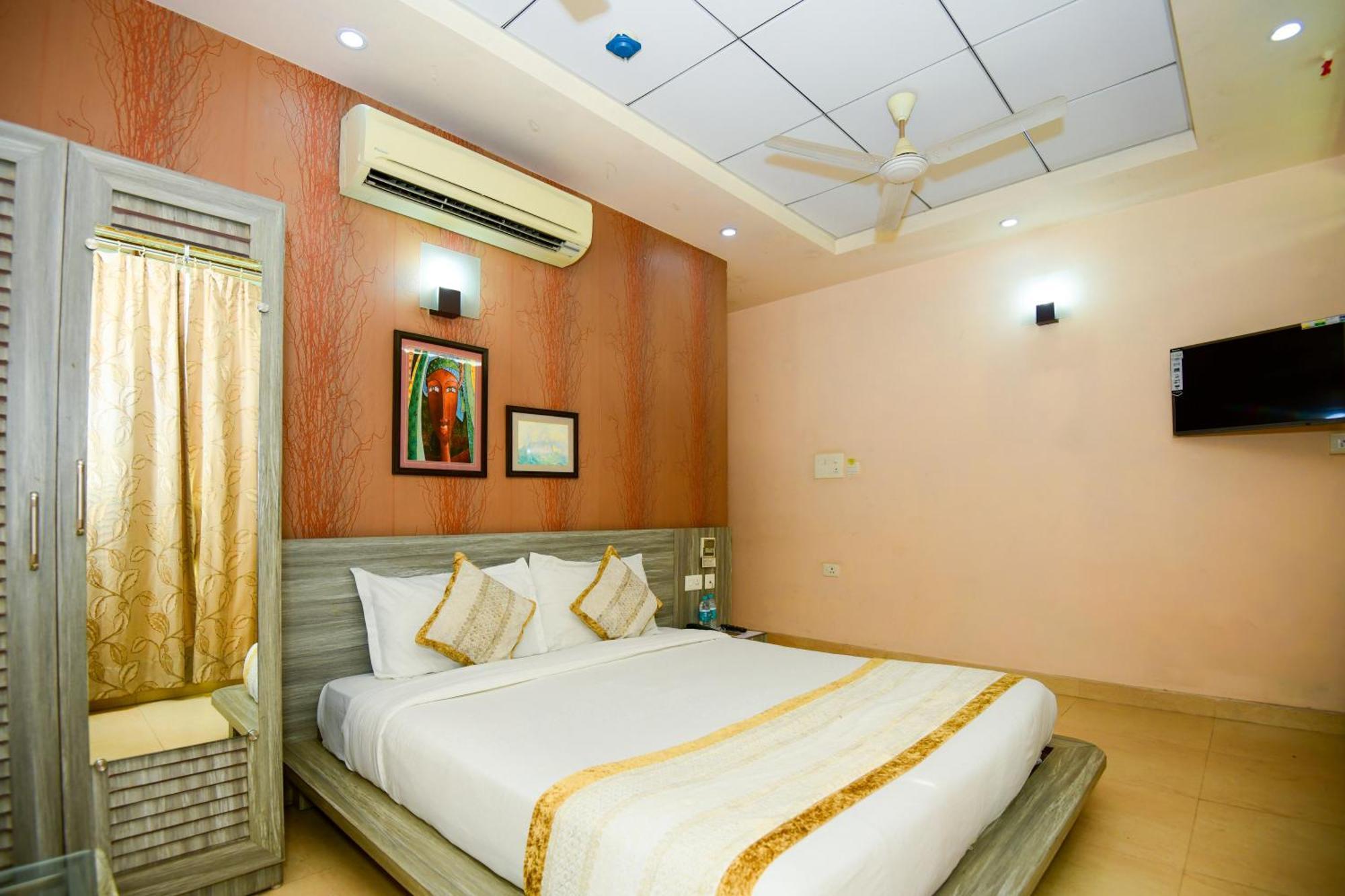 Hotel Lake View Grand Lucknow Eksteriør bilde